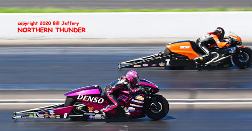 (near lane) Angie Smith vs (far lane) Angelle Sampey